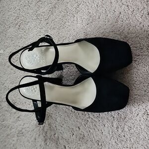 Vince Camuto Black Platform Pumps size 8.5